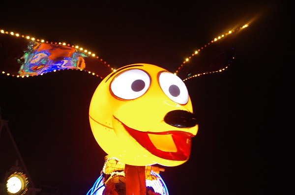 Slinky Dog in HKDL Paint the Night Parade